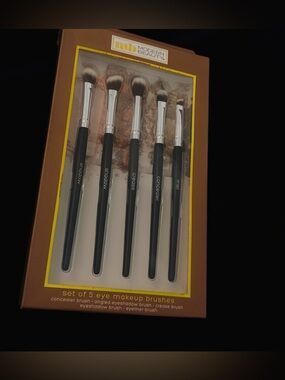 Eye Brush Set - Black Handles - 5-Piece Makeup Brush Kit